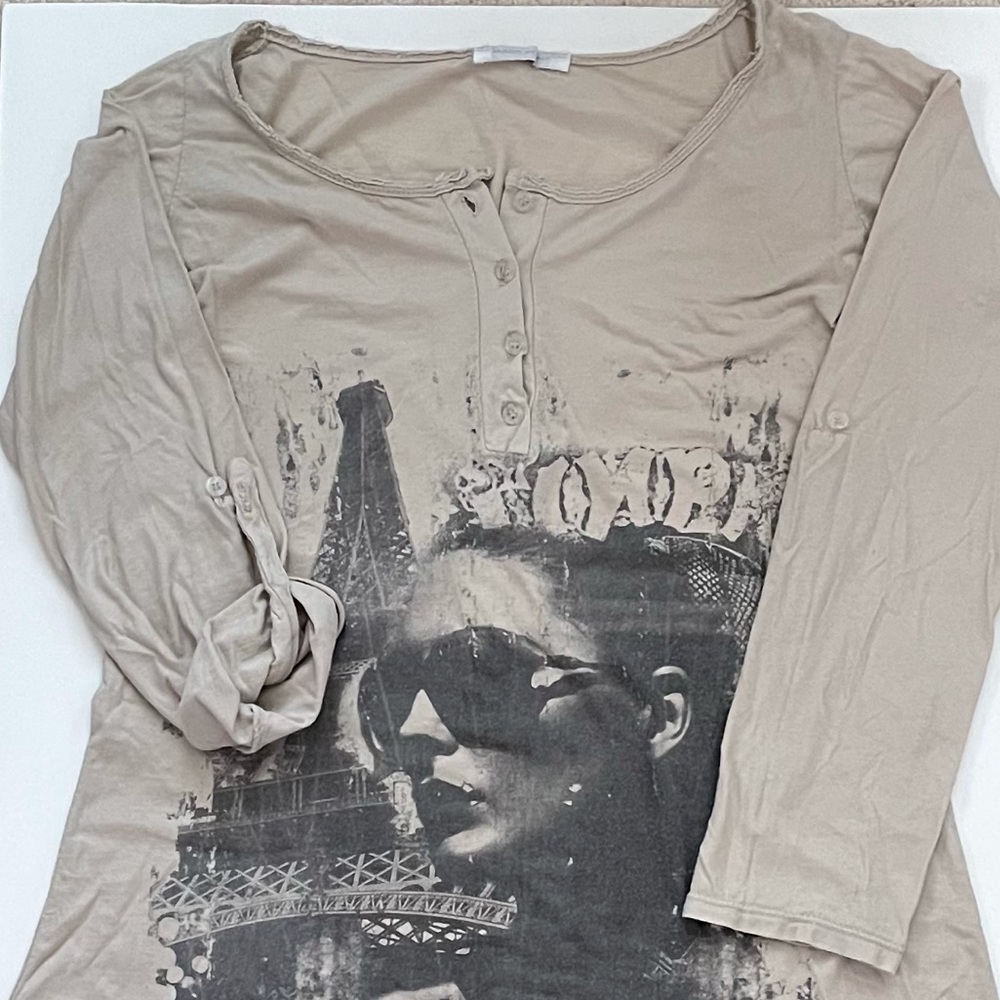 100% cotton khaki long sleeves t-shirt sz S